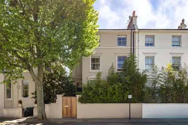 Regents Park Road, Primrose Hill, London, NW1 7TL | Property for sale | Savills