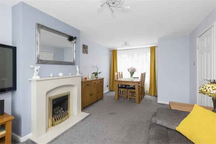2 Bed Terraced House with Garden and Parking