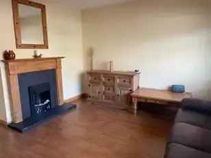 3 Bedroom Semi-Detached House with Garage and Driveway