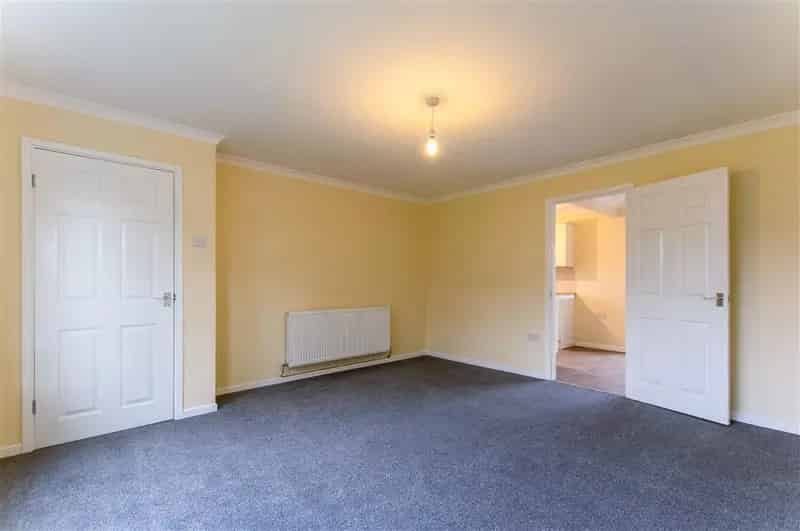 3 Bedroom Semi-Detached House with Garage - Pencoed