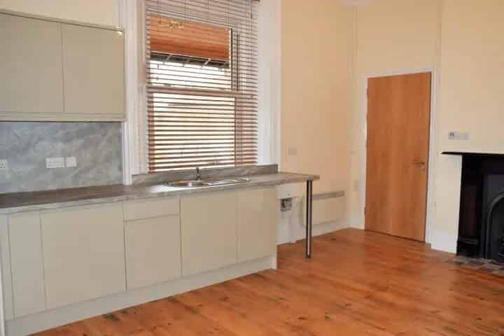 Ground Floor Room Near Dorchester Town Centre
