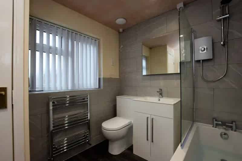 3 bedroom House
 To Rent