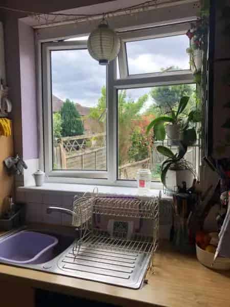 2 Bed House Near Transport Links and Amenities