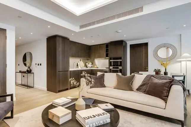 Flat for sale in Carnation Way, London SW8