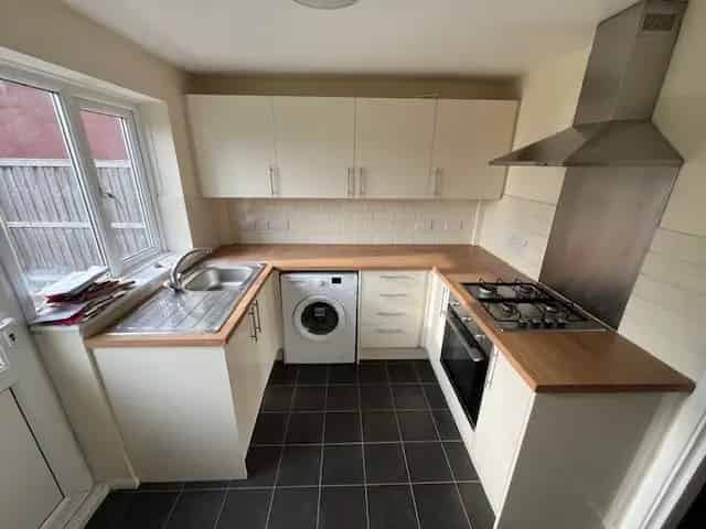 3 Bedroom House Near Amenities and Schools
