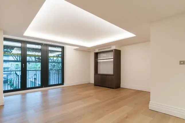 Flat to rent in Kensington Gardens Square, London W2