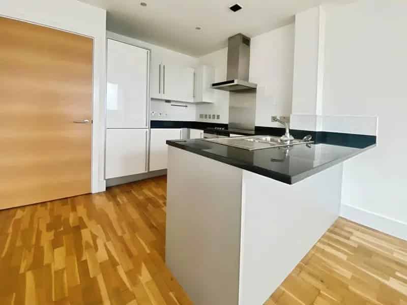 2 Bedroom Luxury Duplex Apartment To Let