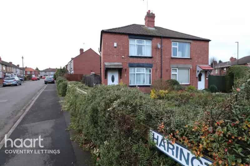 2 Bedroom Semi-Detached House to Rent