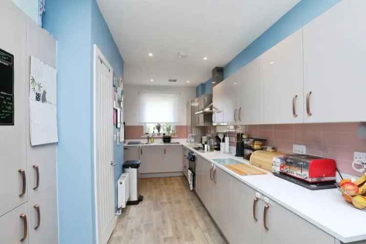 Three Bedroom Semi Detached Townhouse NR5