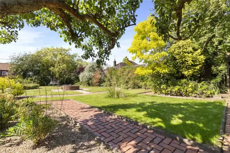 Detached House for sale with 5 bedrooms, West Street Winterton