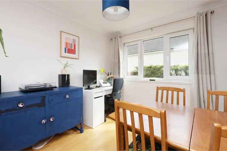 3 Bed Semi-Detached House Haymarket Crescent