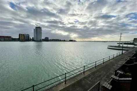 3 Bedroom Townhouse with Annex Ocean Village Southampton