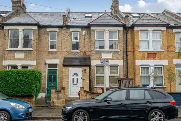 Three Double Bedroom Victorian House Near South Wimbledon Tube