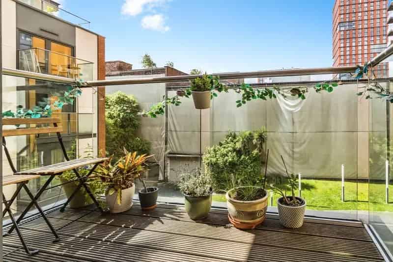 2 Bedroom Flat for Sale Manchester M4 Skyline Central