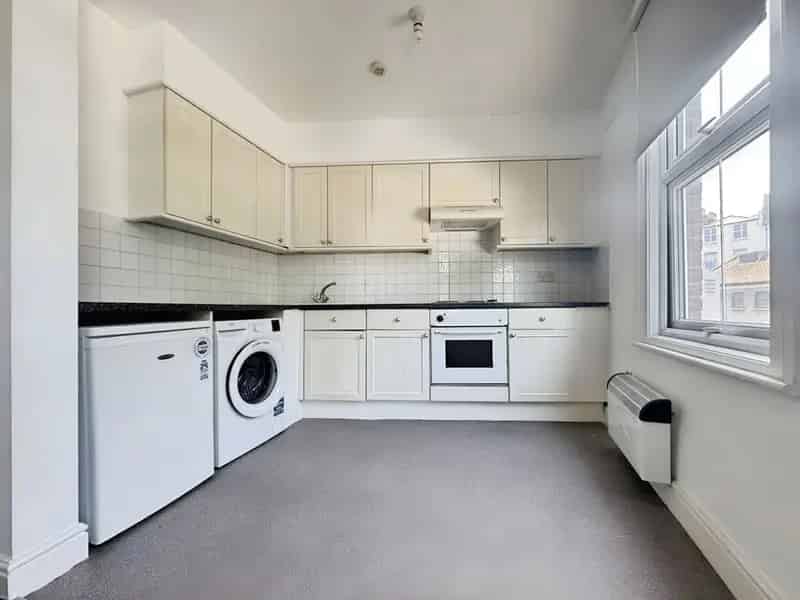 Studio Flat to Rent London SE23 - Modern Open Plan - Available May 10th 2025