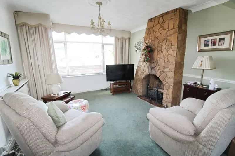 3 bedroom Semi Detached House for sale, Stechford, West Midlands, B33