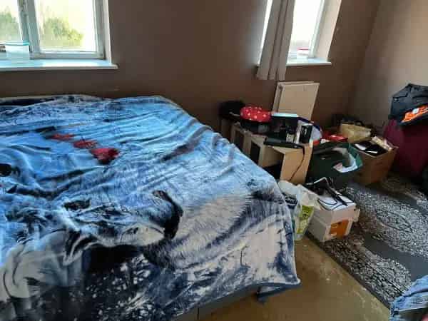 2 Bed Semi Detached House Near Schools and Shops