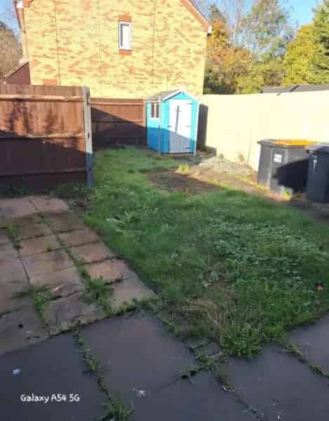 Family Bungalow near Canal River Park Tesco Schools EV Charger