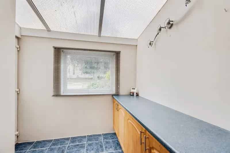 3 Bed Semi Detached House Fully Renovated