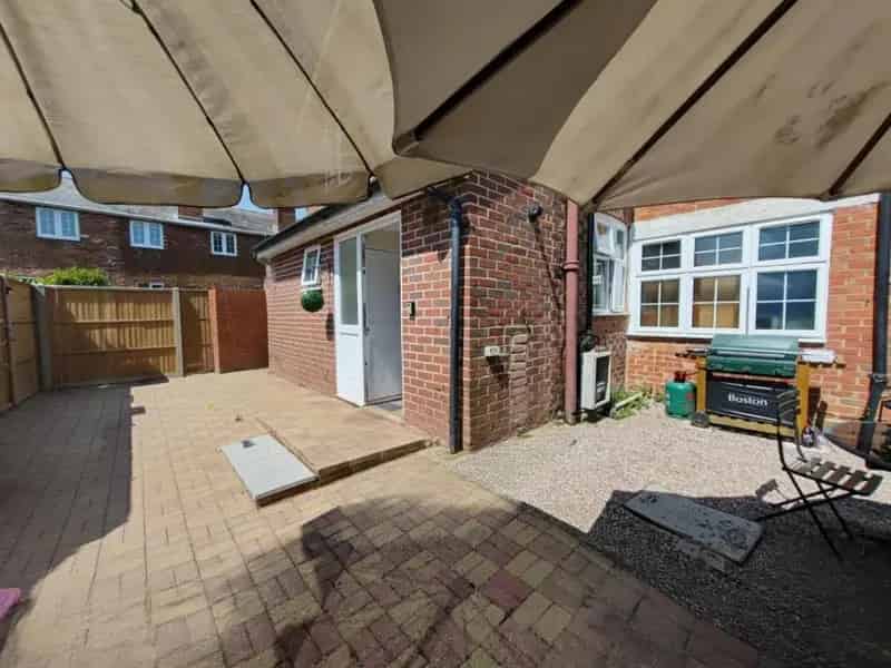 4 Bed Detached House for Sale in Sandhurst