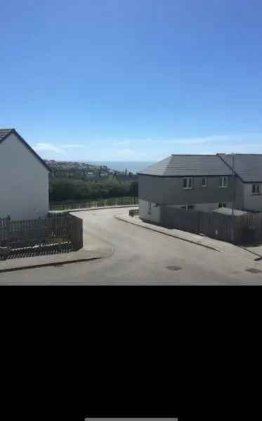 3 Bedroom House in Porthleven Sea Views Air Source Heat Pump