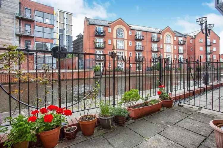 3 Bedroom Townhouse Manchester M1 Piccadilly Village Parking