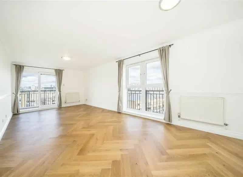 Spacious 2-Bedroom Riverside Apartment with Breathtaking Views