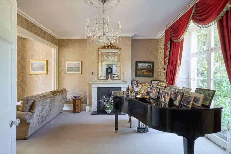 8 Bed House for Sale Elegant Georgian Property