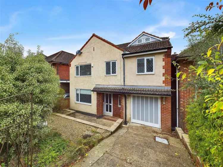 4 bedroom detached house to rent