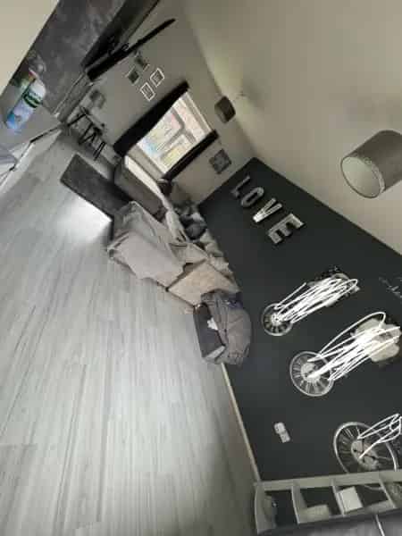 3 Bedroom House Near Schools and Shops