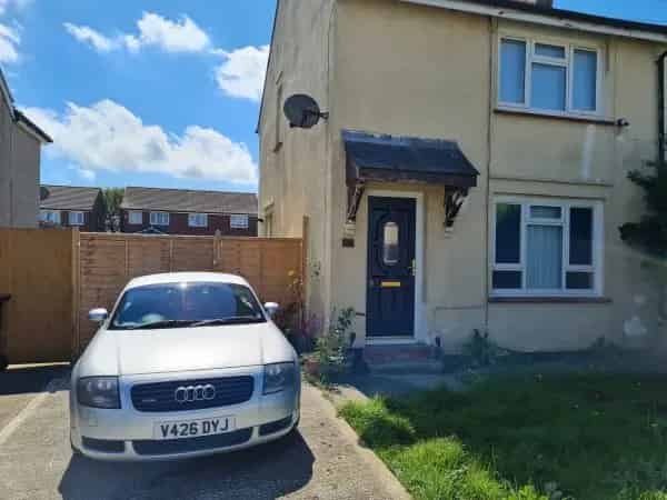 3 Bedroom End Terrace House Near Broadstairs