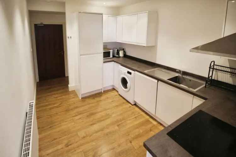 2 Bed Flat to Rent Handforth Cheshire SK9 Near Manchester Airport