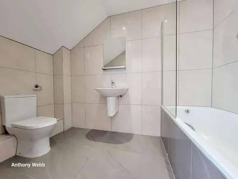 3 Bed House for Sale - East Finchley