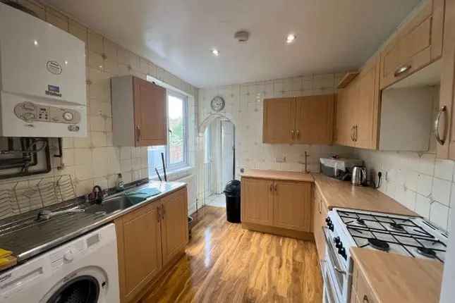 34 Bedroom House to Rent Greenbank Road Bristol