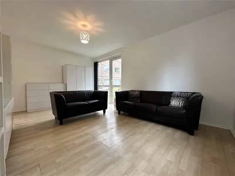 Flat For Rent , Kirklees, England