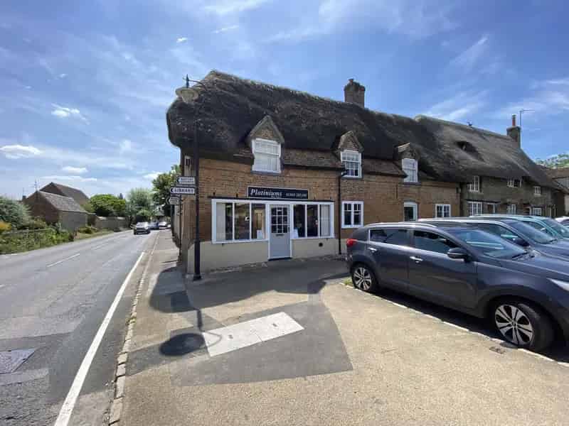 Shop Premises For Sale Long Crendon 536 sq ft