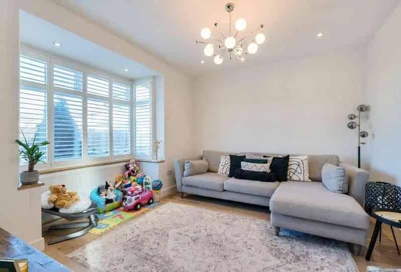 3 Bed Semi-Detached House For Sale