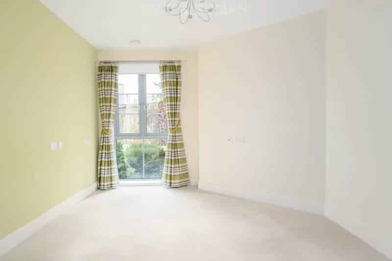 1 Bedroom Retirement Apartment Raynes Park Liberty House