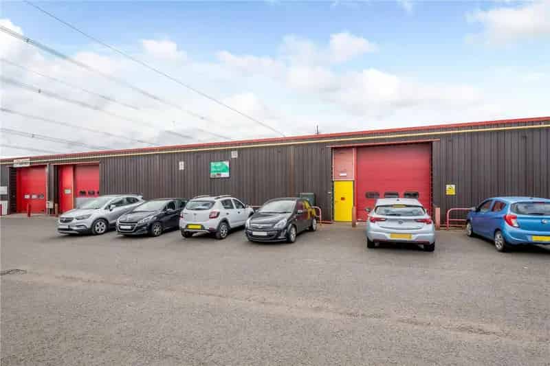 Light Industrial Unit for Lease in Cumbernauld