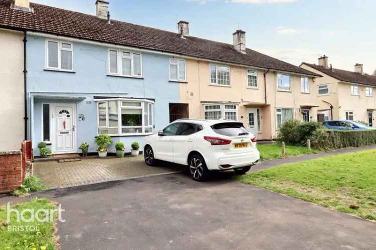 4 Bedroom Family Home for Sale Near Amenities and Schools