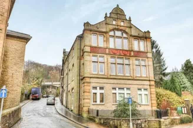 2 Bedroom Flat to Rent Todmorden West Yorkshire