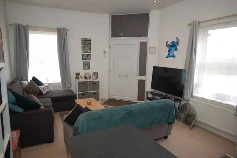 1 Bedroom Flat To Rent Available 23082025