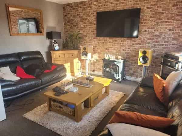 Devon Rural Semi Rural 2 3 Bed House or Bungalow Wanted