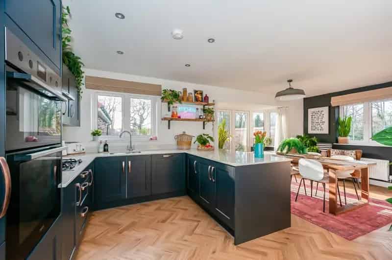 4 Bedroom House For Sale in Beverley
