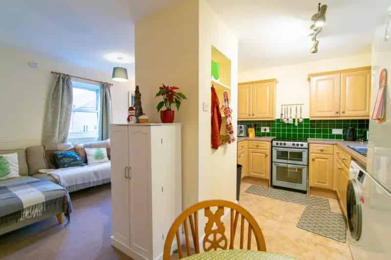 2 Bedroom Flat To Rent Available 01072025