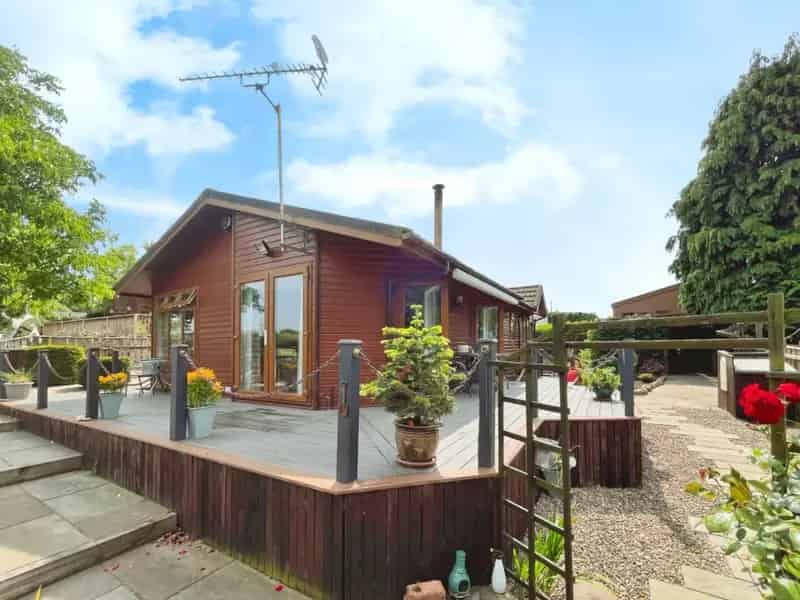 2 Bedroom Park Home for Sale in North Yorkshire