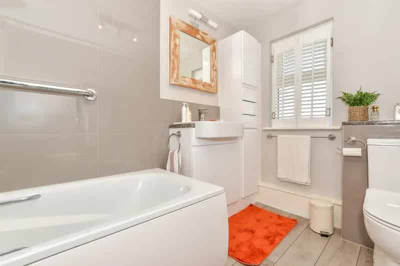 3 Bedroom Semi-Detached House for Sale Near Tenterden High Street