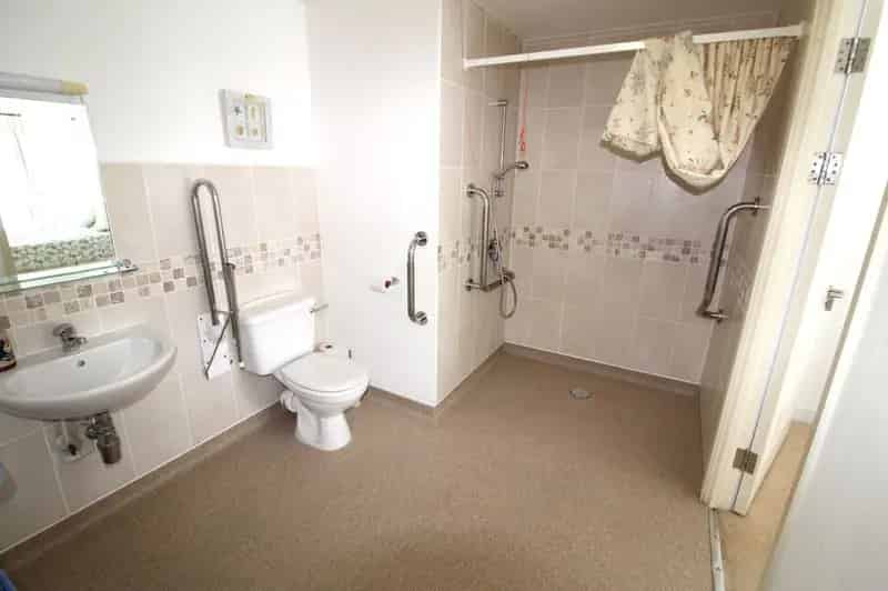 2 Bedroom Flat for Sale Birmingham B26 Over 55s Retirement Apartment