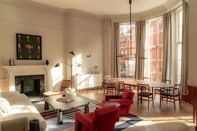 Spacious Duplex Flat for Sale in Pont Street Knightsbridge