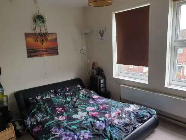 Flat For Rent in Bassetlaw, England